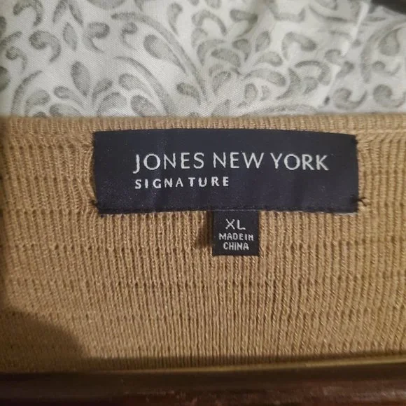 Jones New York Sweater - Picture 2 of 3